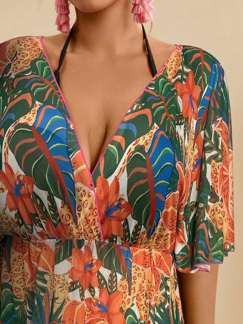 Saída de Praia Plus Size Tie Back