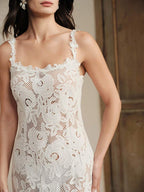 Vestido Longo de Renda com Bainha Assimétrica - La Lecce
