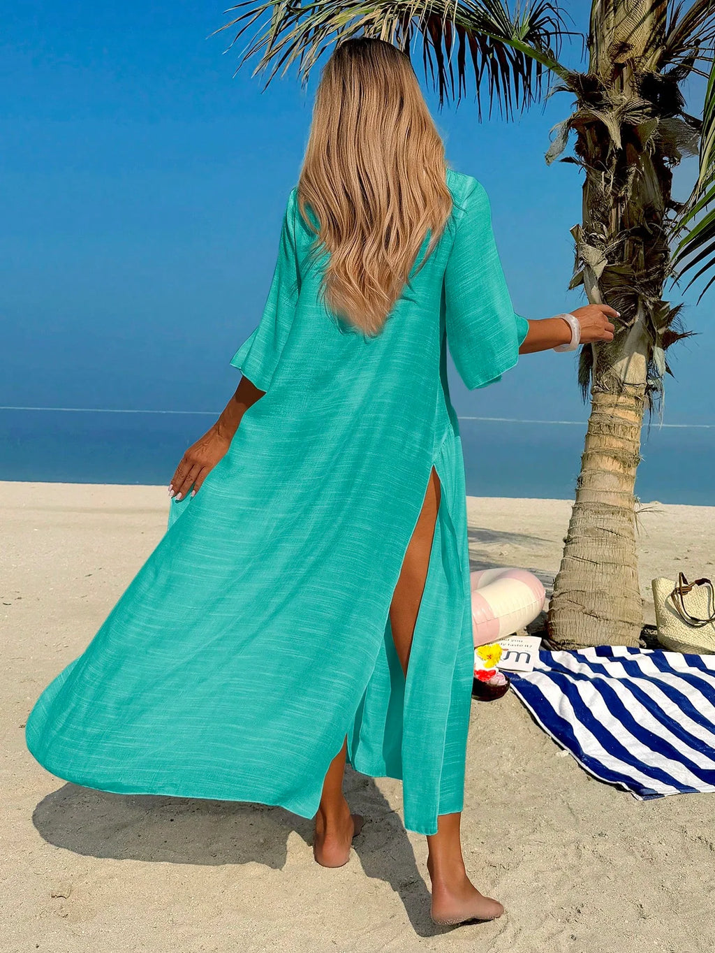 Saída de Praia Longa com Decote V e Amarração