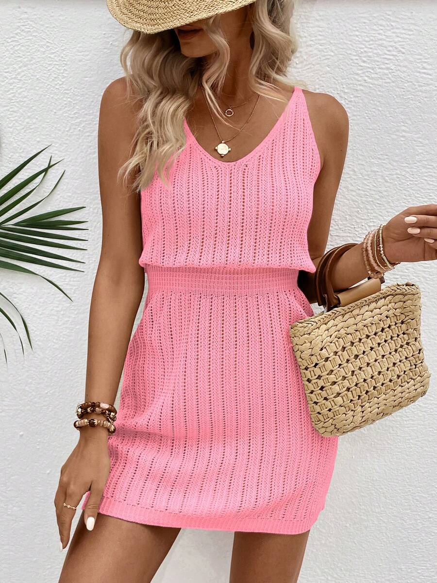 Vestido Curto de Tricô com Decote U e Costas Abertas - La Lecce