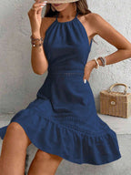 Vestido Curto Frente Única com Babado e Laço