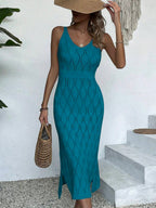 Vestido Longo de Tricô Decote V com Fenda na Barra