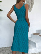 Vestido Longo de Tricô Decote V com Fenda na Barra