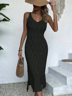 Vestido Longo de Tricô Decote V com Fenda na Barra - La Lecce