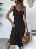 Vestido Longo de Tricô Decote V com Fenda na Barra - La Lecce