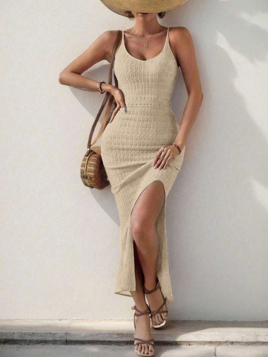 Vestido Longo Canelado com Alças Finas e Fenda Lateral - La Lecce