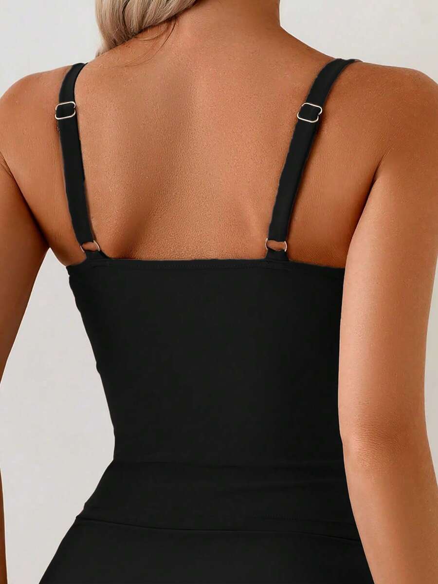 Tankini Franzido com Torção Frontal e Anel Metálico