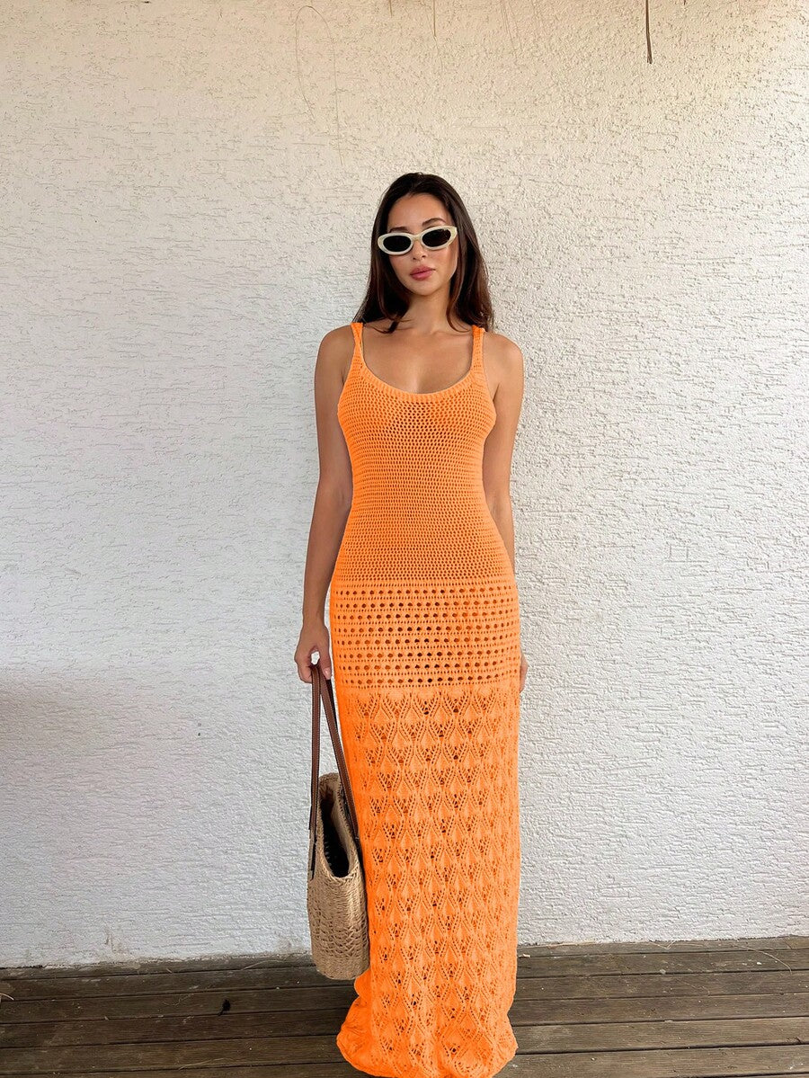 Vestido Saída de Praia Longo em Tricô com Costas Abertas