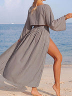 Conjunto de Praia 2 Peças com Cropped de Manga Longa e Saia com Fenda