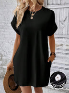 Vestido Curto Camiseta com Bolsos e Manga Morcego - La Lecce