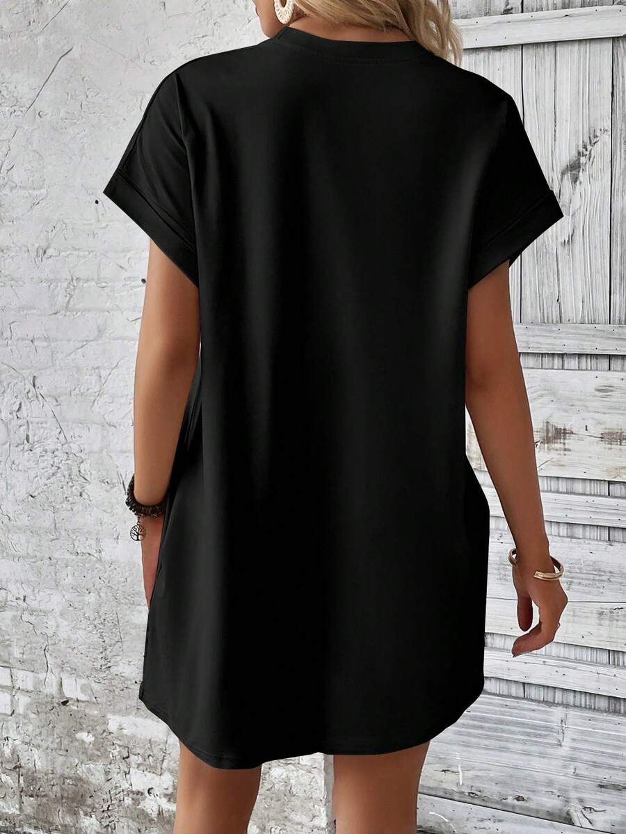 Vestido Curto Camiseta com Bolsos e Manga Morcego - La Lecce