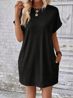 Vestido Curto Camiseta com Bolsos e Manga Morcego - La Lecce