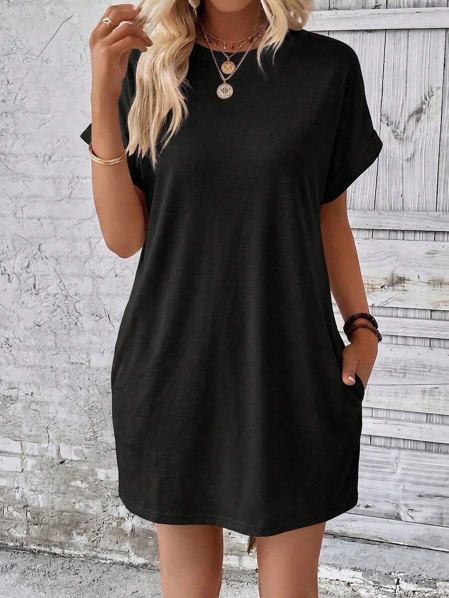 Vestido Curto Camiseta com Bolsos e Manga Morcego - La Lecce