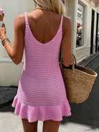 Vestido Mini em Malha com Decote V e Babado na Barra - La Lecce
