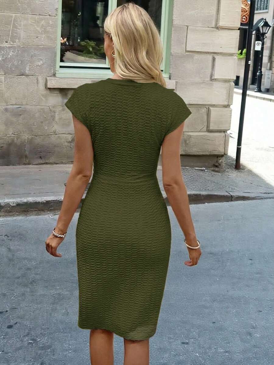 Vestido Midi de Algodão com Detalhe Torcido e Manga Curta - La Lecce