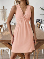 Vestido Midi Evasê Sem Mangas com Torção Frontal - La Lecce