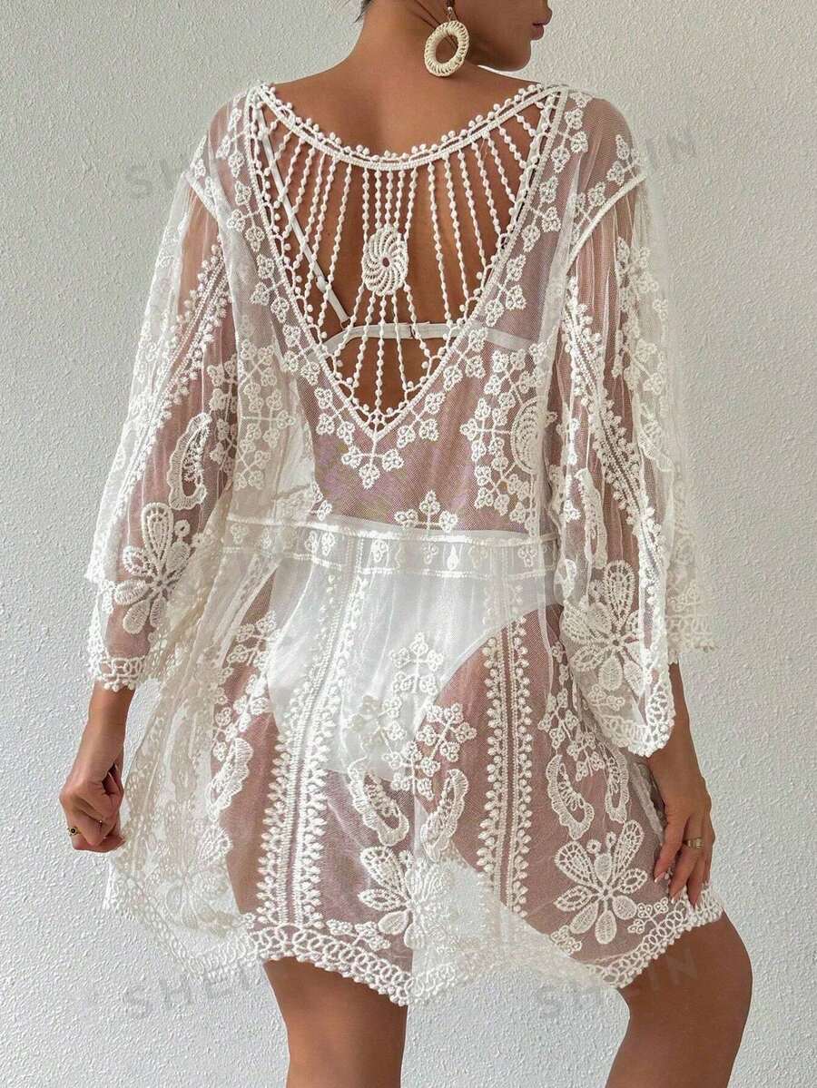 Saída de Praia Curta de Tule com Bordado Floral