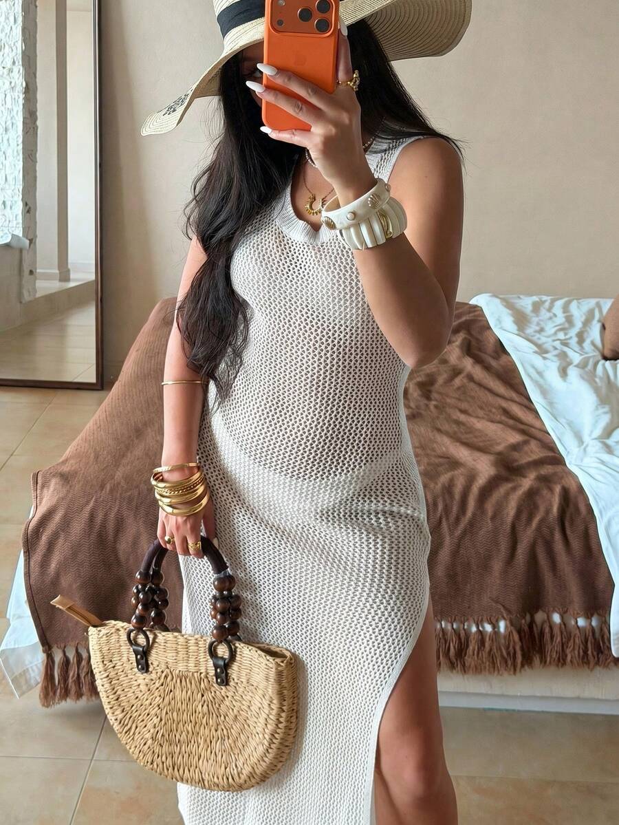 Vestido Saída de Praia em Tricô Sem Mangas