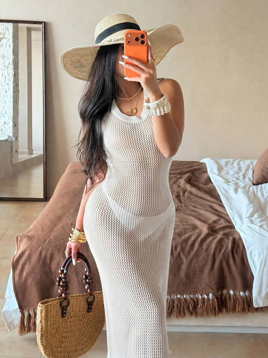 Vestido Saída de Praia em Tricô Sem Mangas