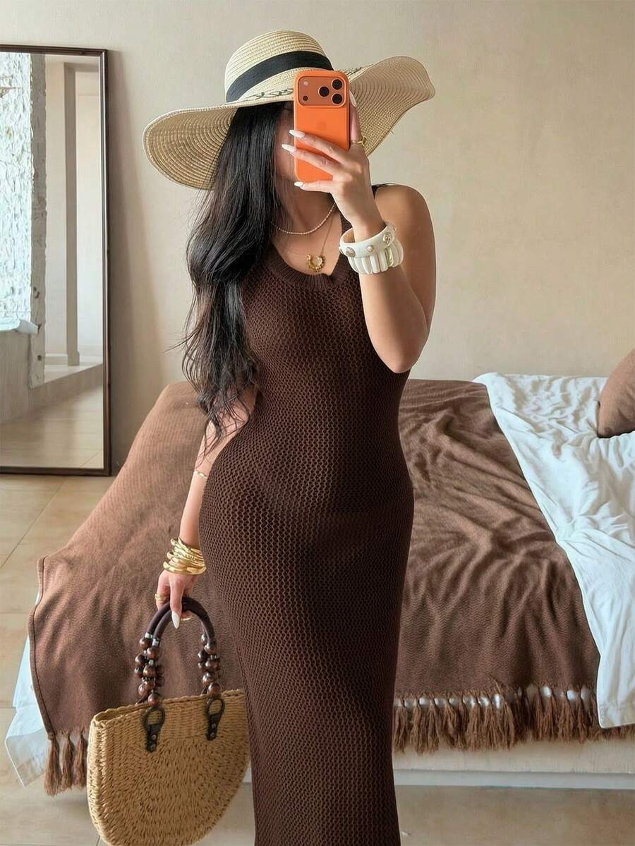 Vestido Saída de Praia em Tricô Sem Mangas