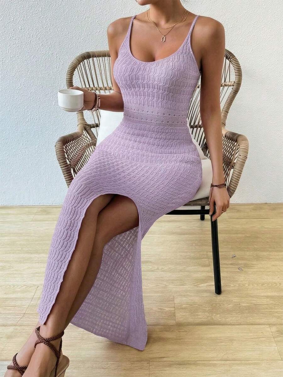Vestido Longo Canelado com Alças Finas e Fenda Lateral