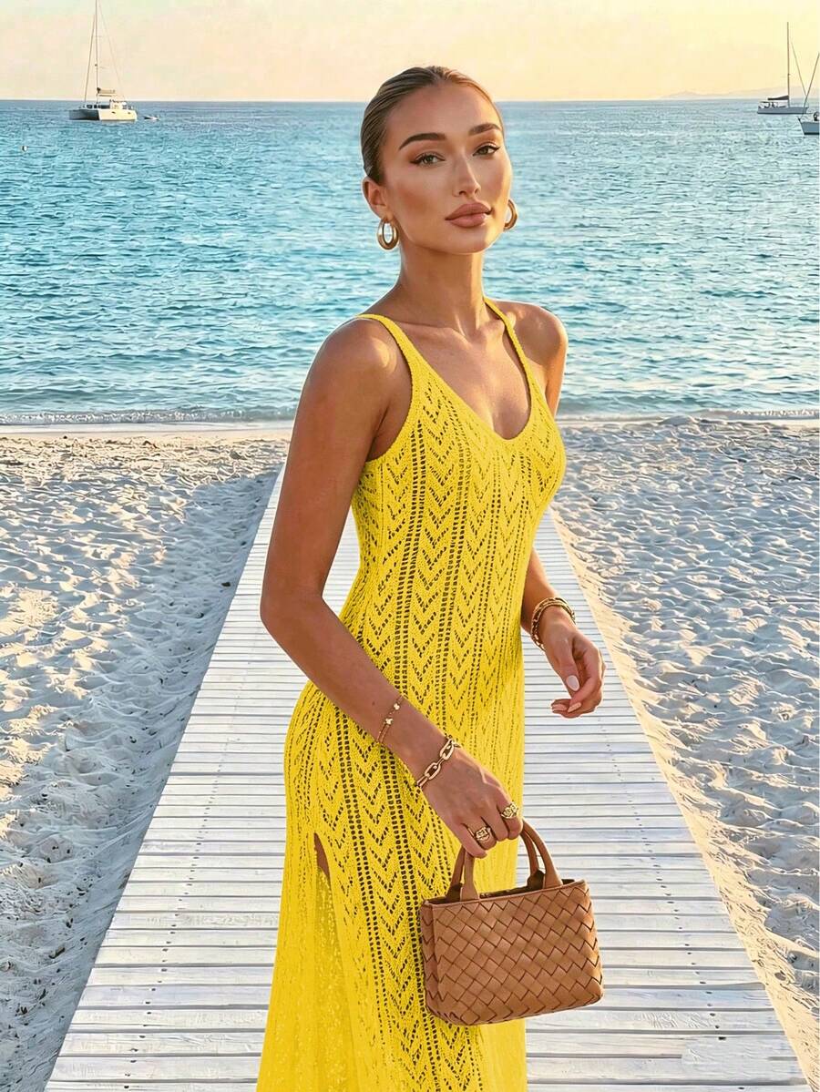 Vestido Saída de Praia Longo em Malha Vazada com Fenda Lateral - La Lecce