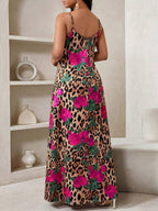 Vestido Longo Floral Decote V com Aplicação de Rosa 3D - La Lecce