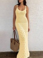 Vestido Saída de Praia Longo em Tricô com Costas Abertas