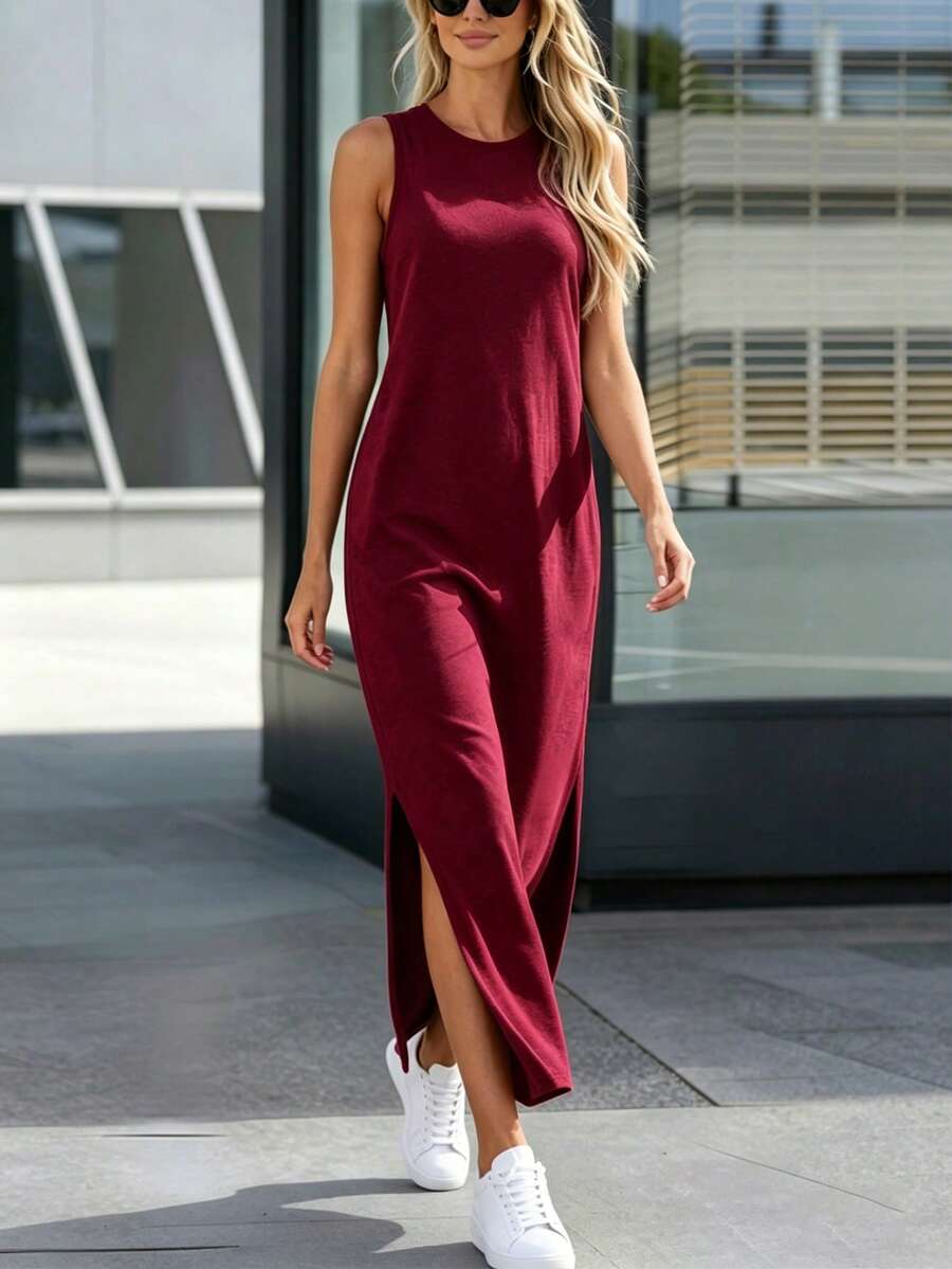 Vestido Longo Listrado com Gola Redonda e Fenda - La Lecce