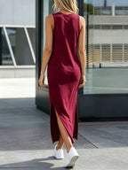 Vestido Longo Listrado com Gola Redonda e Fenda - La Lecce