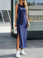 Vestido Longo Listrado com Gola Redonda e Fenda - La Lecce