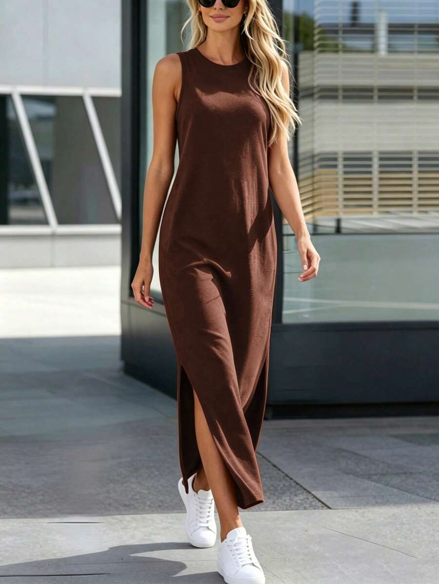 Vestido Longo Listrado com Gola Redonda e Fenda - La Lecce