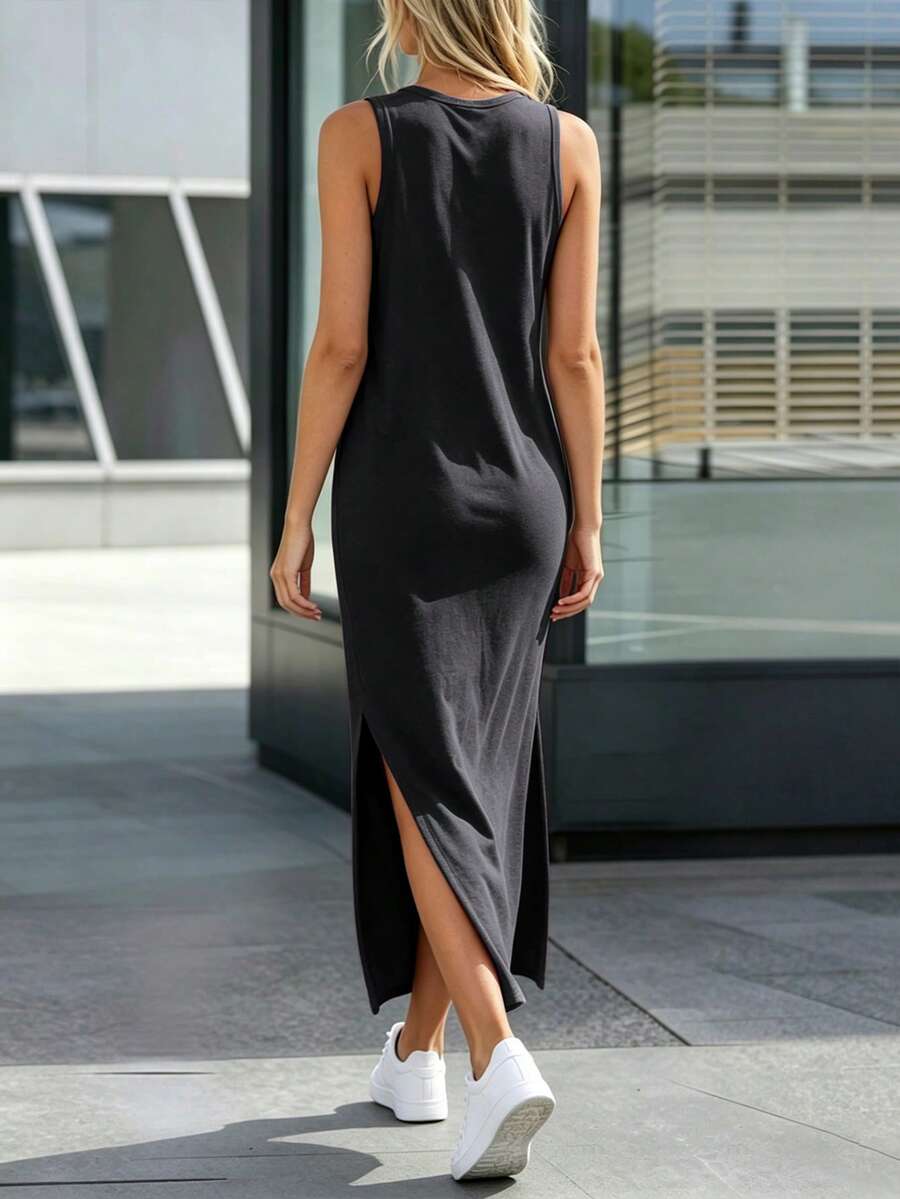 Vestido Longo Listrado com Gola Redonda e Fenda - La Lecce