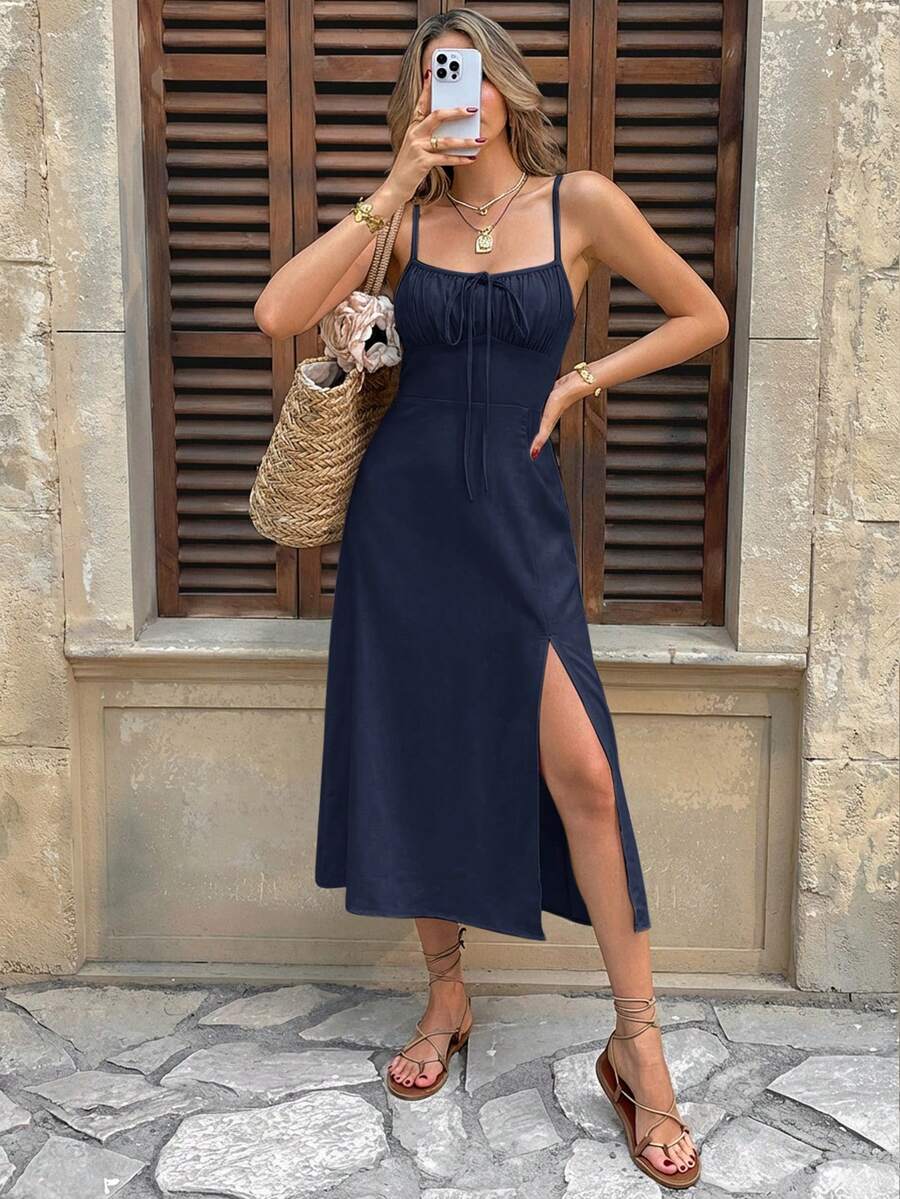 Vestido Camiseta com Amarração e Fenda - La Lecce