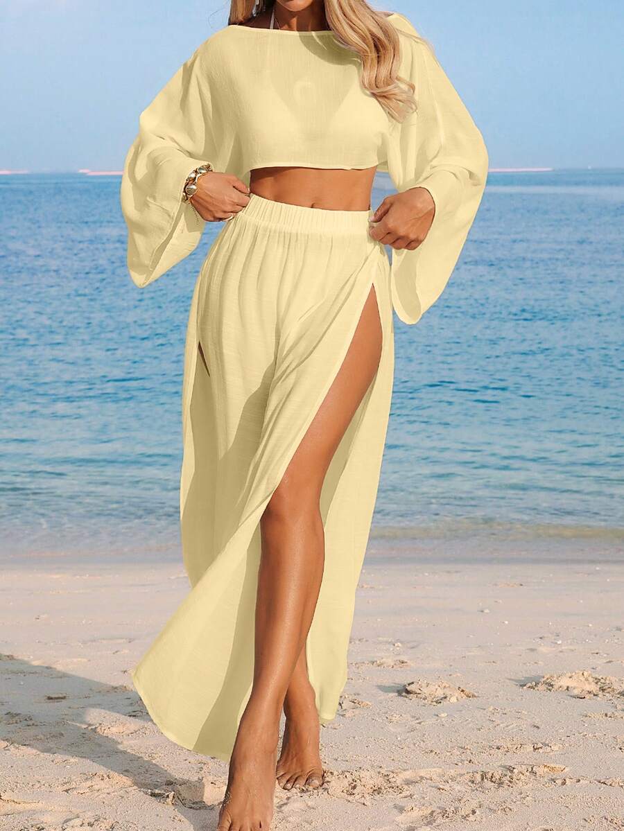 Conjunto de Praia 2 Peças com Cropped de Manga Longa e Saia com Fenda