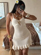 Vestido Saída de Praia Mini com Alças Finas e Babado
