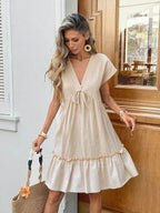 Vestido Curto Boho com Babado e Detalhe em Pompom - La Lecce