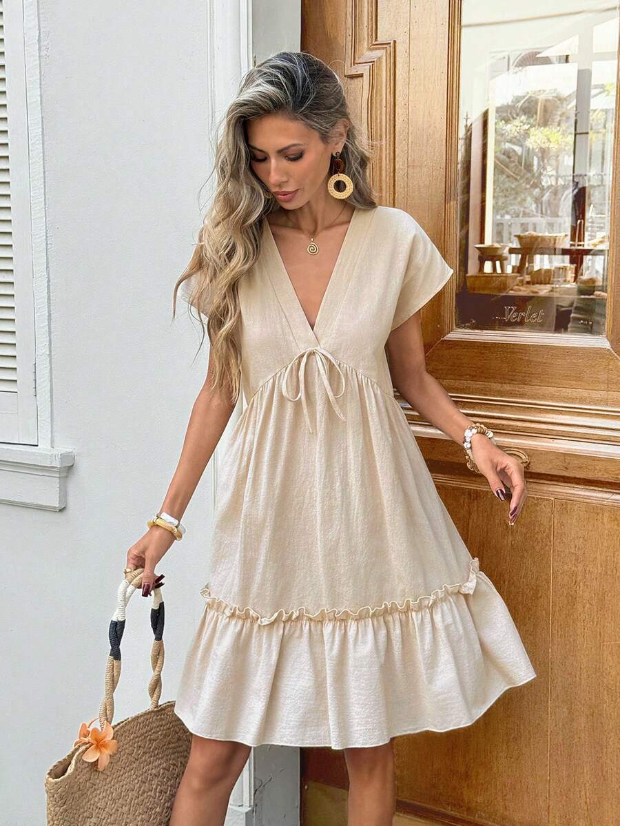 Vestido Curto Boho com Babado e Detalhe em Pompom - La Lecce