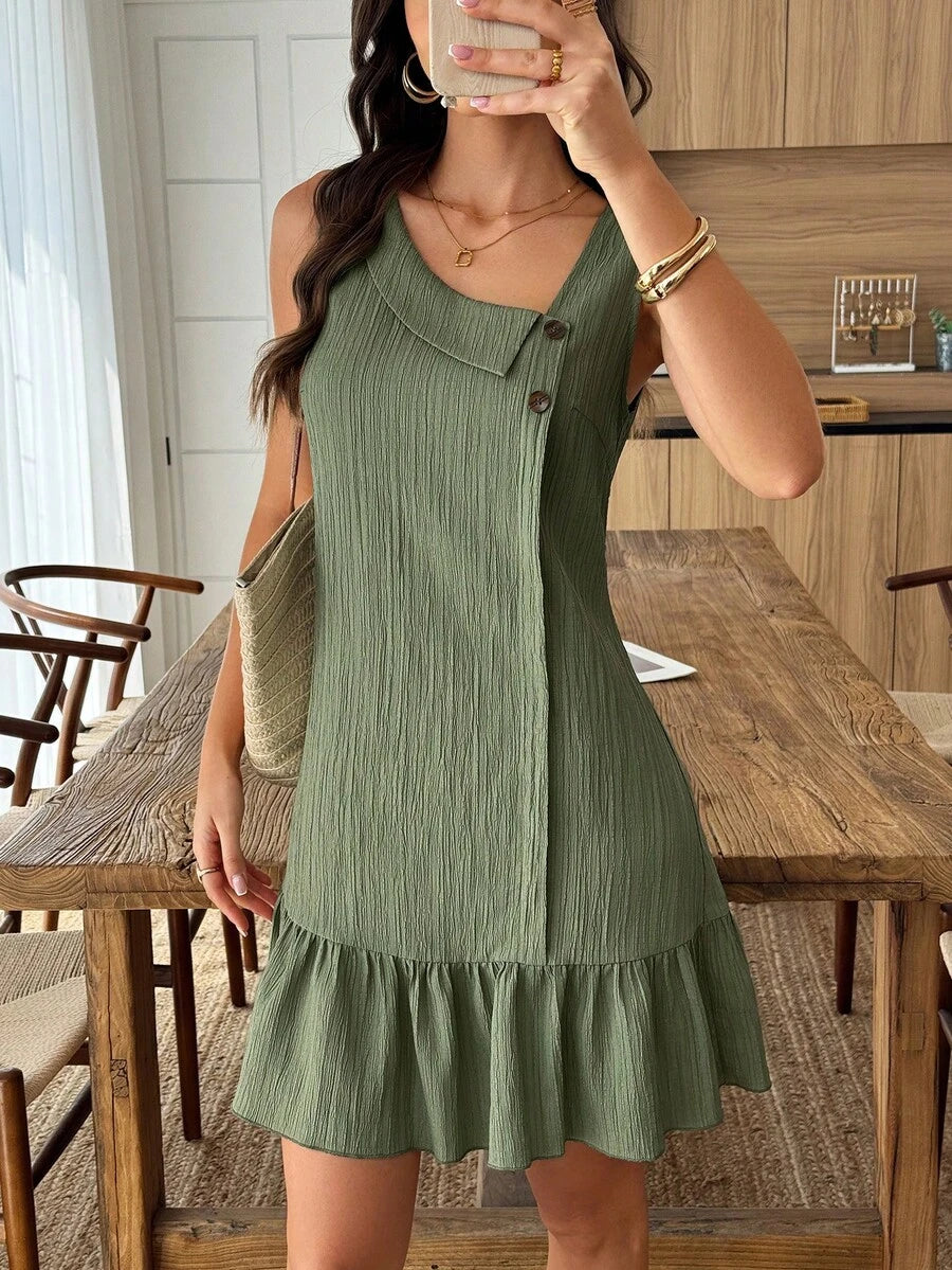 Vestido Midi Bata com Gola Assimétrica e Botões - La Lecce