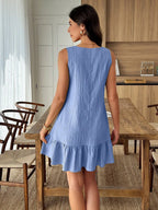 Vestido Midi Bata com Gola Assimétrica e Botões - La Lecce