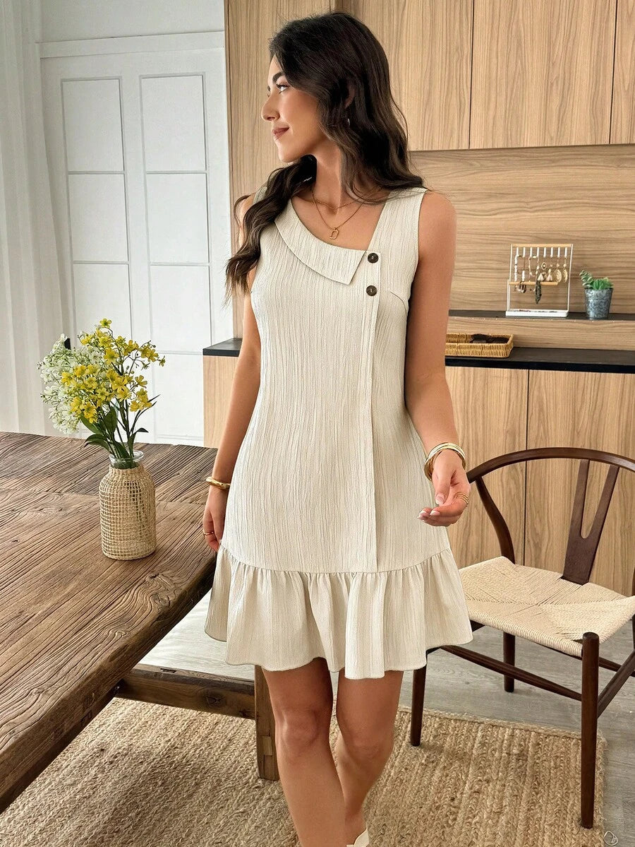 Vestido Midi Bata com Gola Assimétrica e Botões - La Lecce