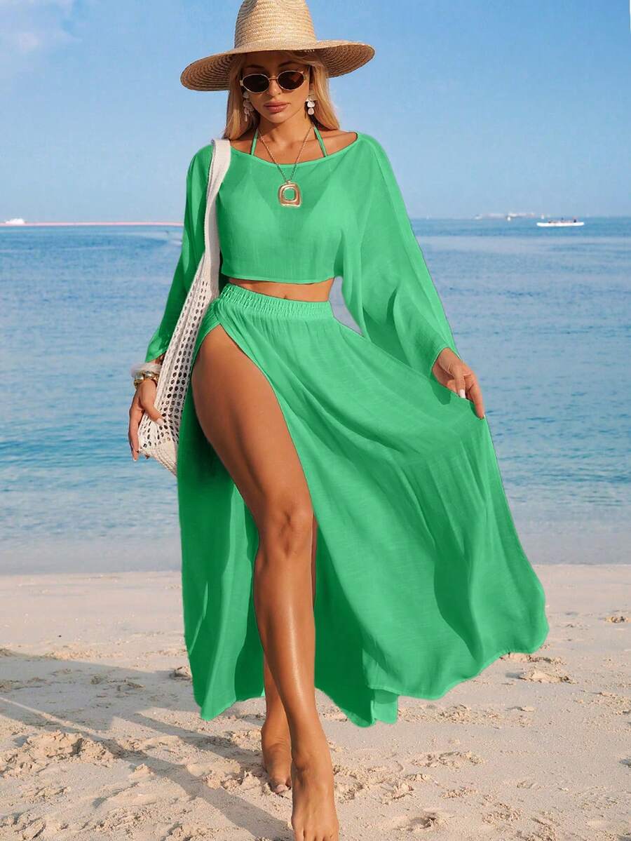 Conjunto de Praia 2 Peças com Cropped de Manga Longa e Saia com Fenda