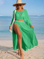 Conjunto de Praia 2 Peças com Cropped de Manga Longa e Saia com Fenda