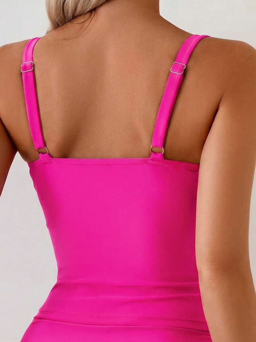 Tankini Franzido com Torção Frontal e Anel Metálico