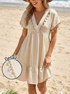 Vestido Curto Boho com Babado e Detalhe em Pompom - La Lecce