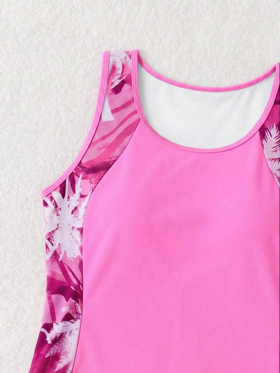 Conjunto de Praia 2 Peças com Regata e Saia Shorts Estampada