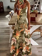 Vestido Midi de Malha com Estampa Tropical e Recorte Vazado