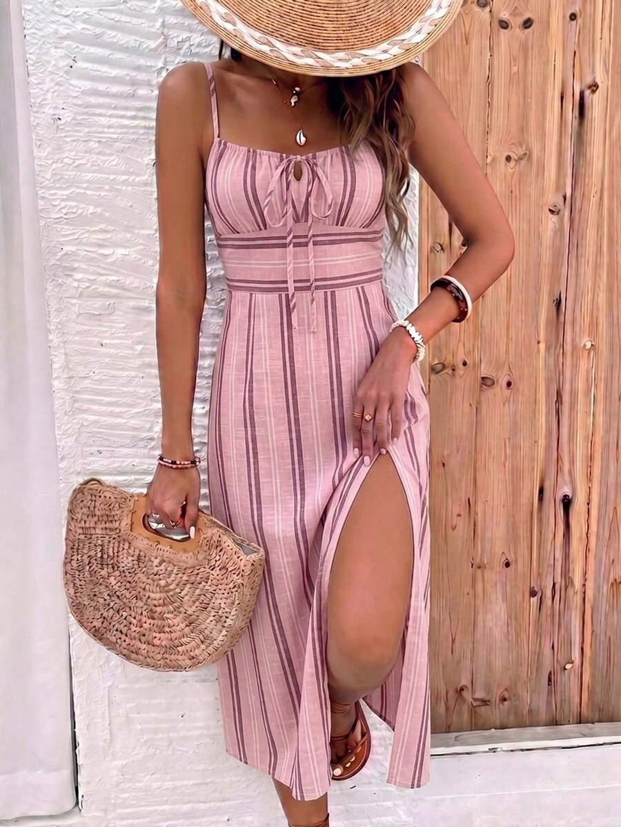 Vestido Camiseta com Amarração e Fenda - La Lecce