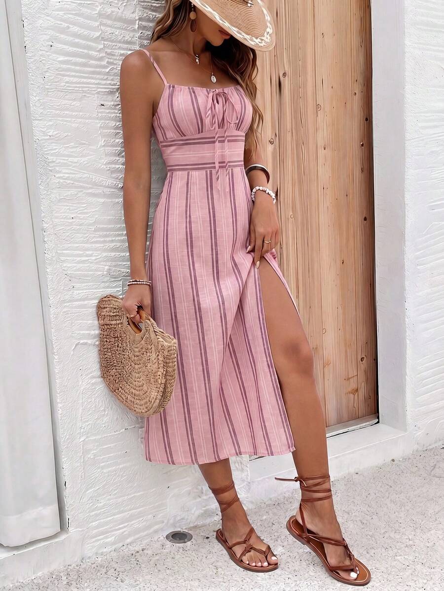 Vestido Camiseta com Amarração e Fenda - La Lecce