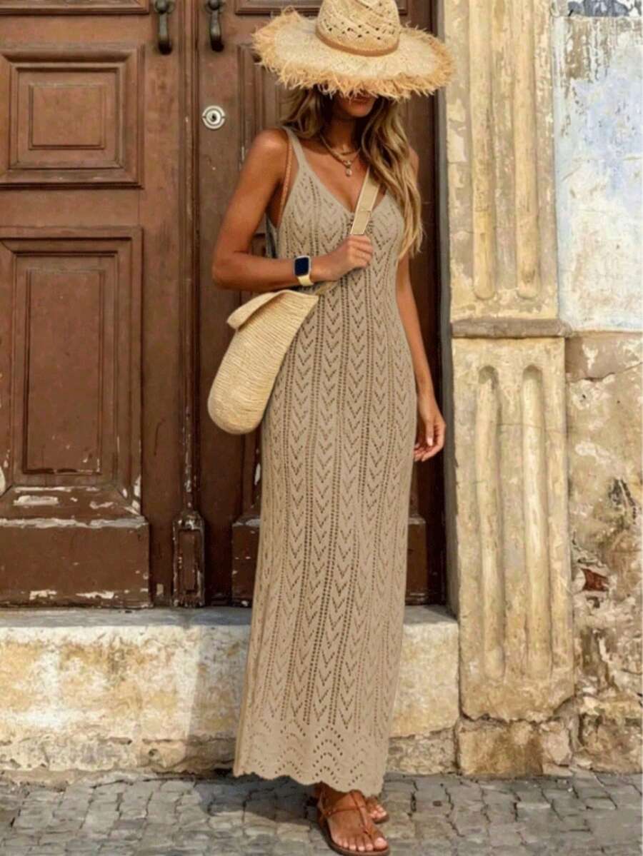 Vestido Saída de Praia Longo em Malha Vazada com Fenda Lateral - La Lecce